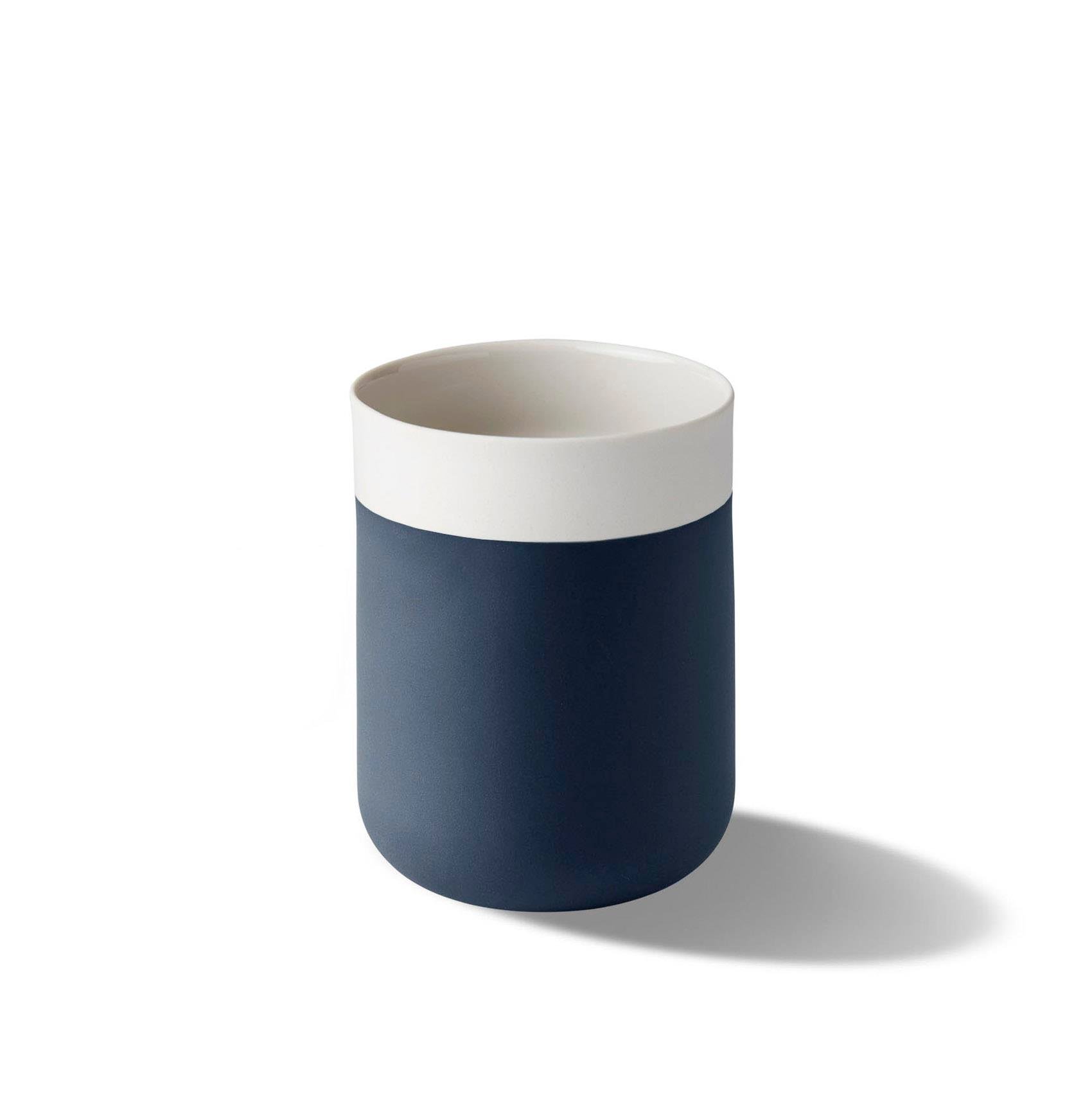 Capsule Medium Water Cup