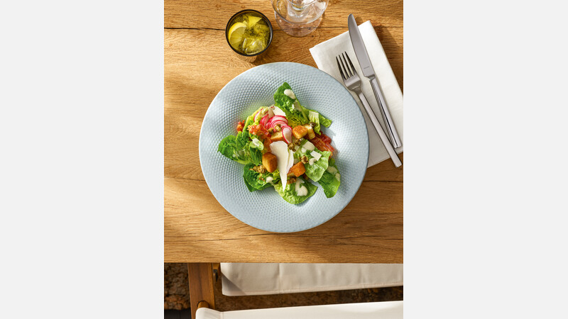 Plate deep round coupe embossed 27 cm