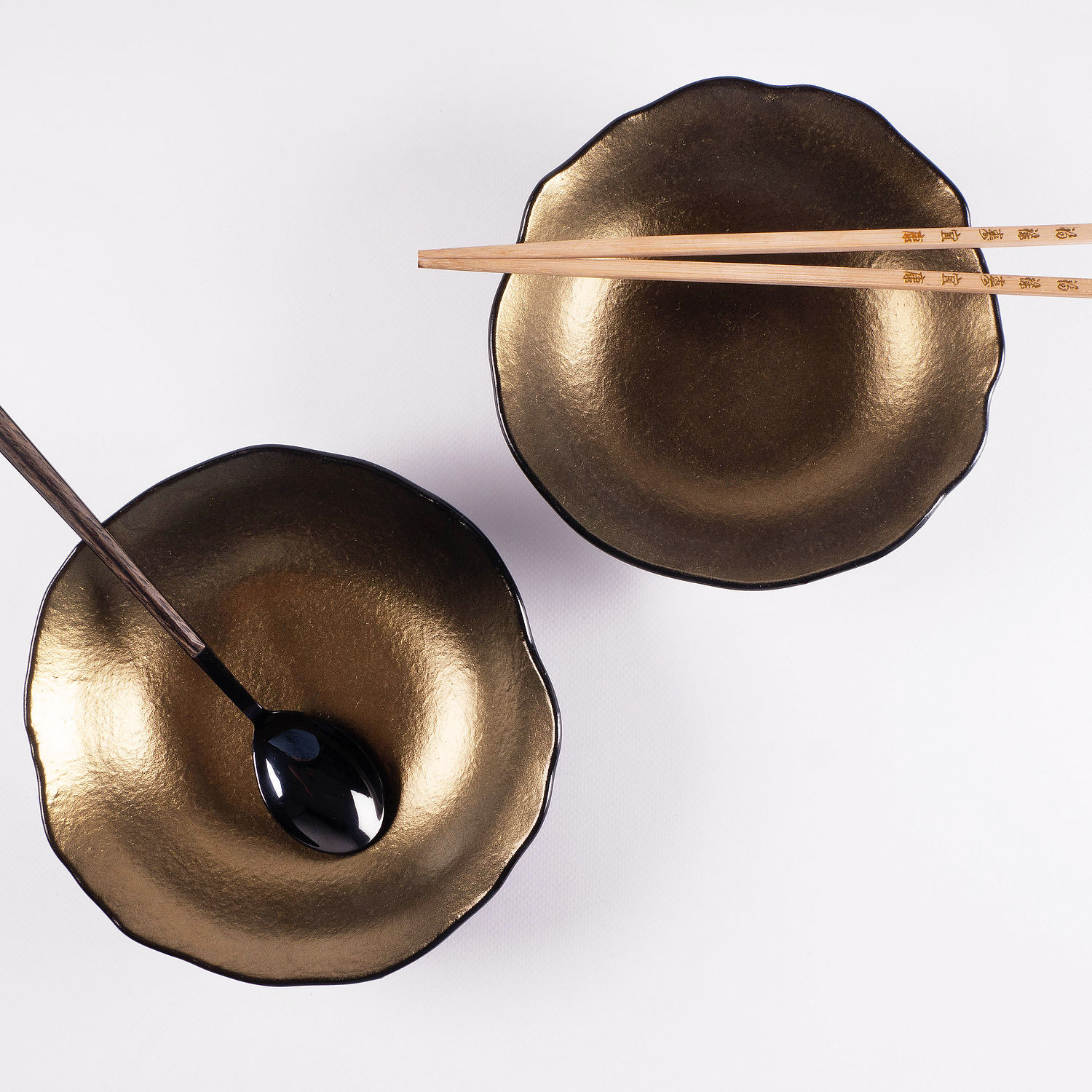 Mu-Ve Gold Bowls