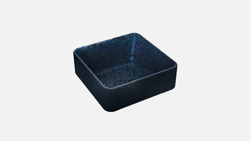 Kleine Schale quadratisch stapelbar