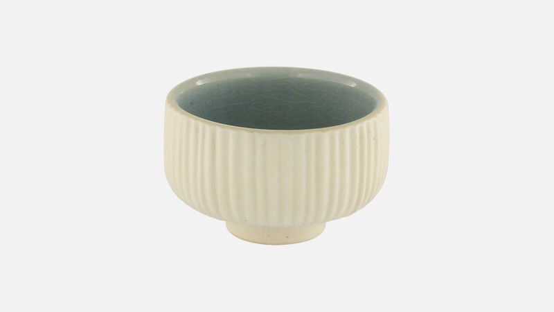 Petite assiette ronde en relief 8 cm