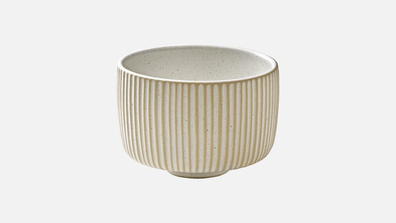 Becher mit Relief 9,7 cm