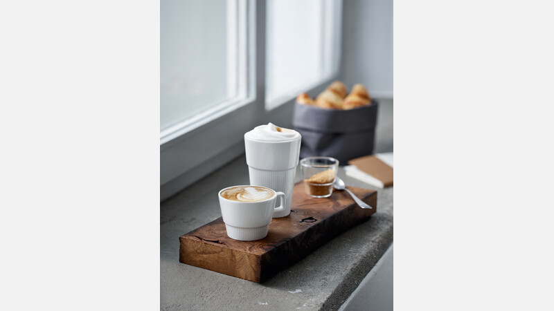 Cup embossed 6.7 cm