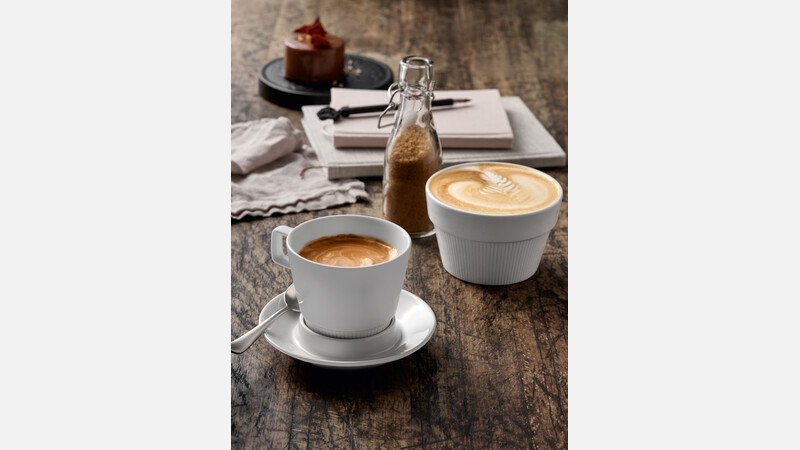 Cup embossed 9 cm