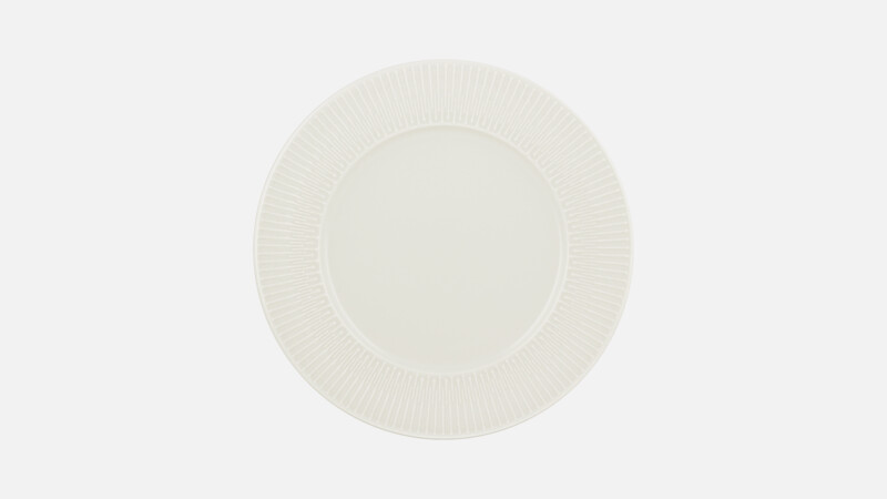 Assiette plate ronde avec bordure embossée 23,3 cm
